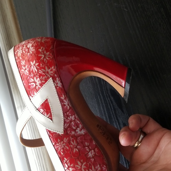 John Fluevog twist to tango Mary Jane Heel size 9.5 red/white - Picture 7 of 8